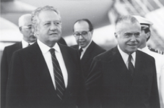 José Sarney