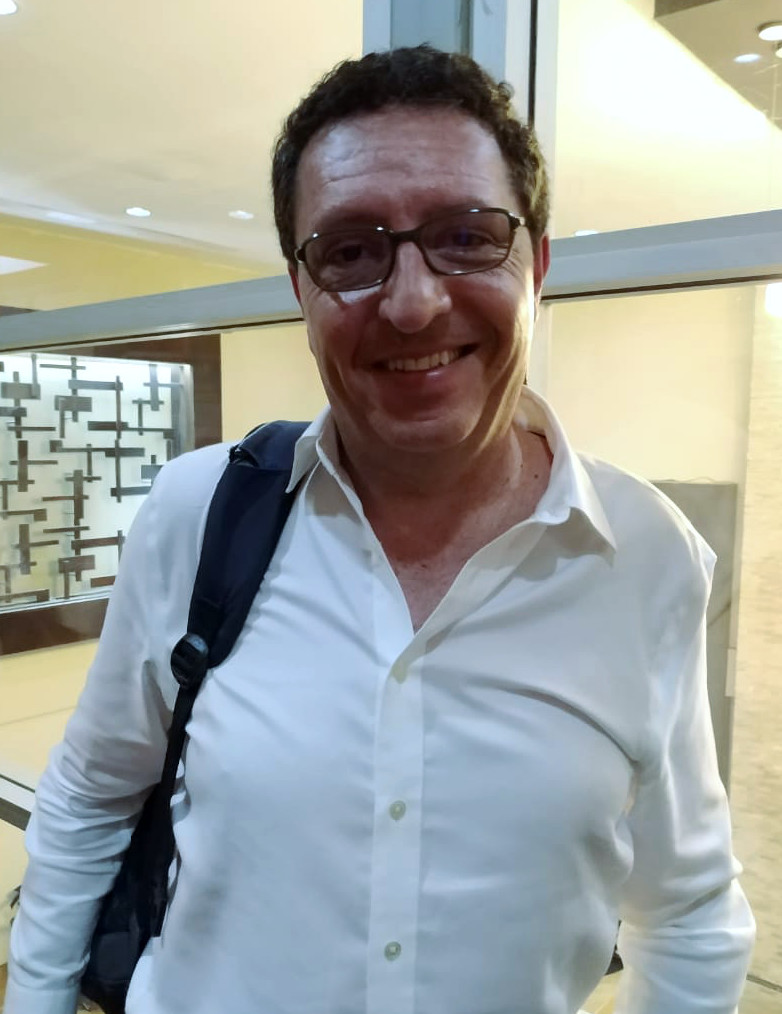 Oscar Vela
