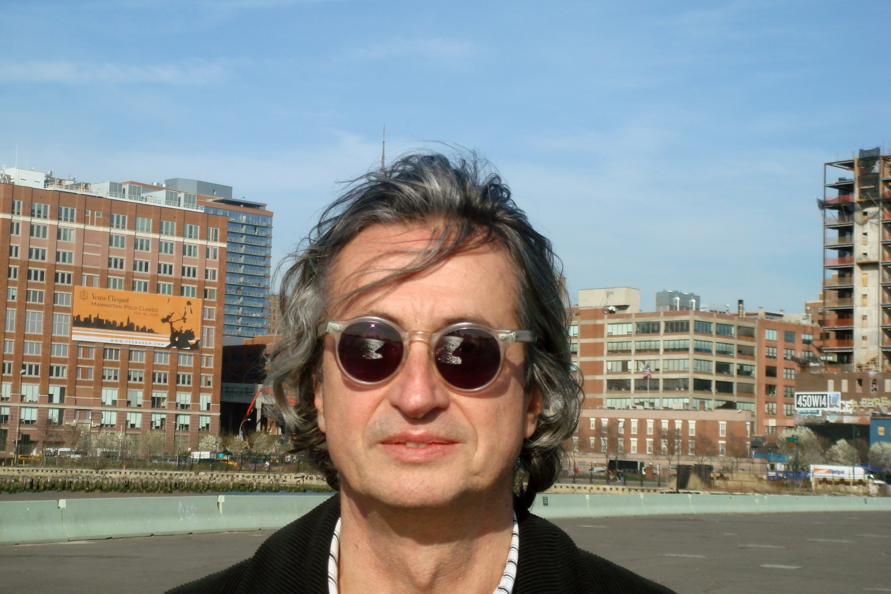 Luis Ospina