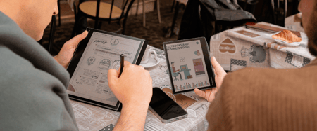 ¿E-reader o e-note? ¿Cuál es el mejor para ti? Guía para elegir el regalo perfecto