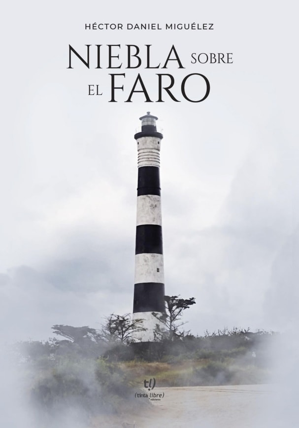 Niebla sobre el faro